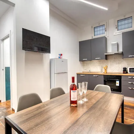 Italianflat - Subway Guest house 3*