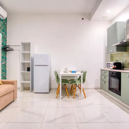 Italianflat - Subway Pensionat